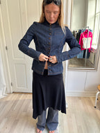 Denimjakke med mange knapper